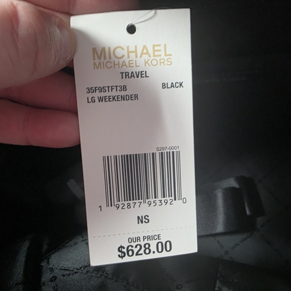 Michael Kors Black Travel Suitcase And Weekender Bag Set - Picture 6 of 11